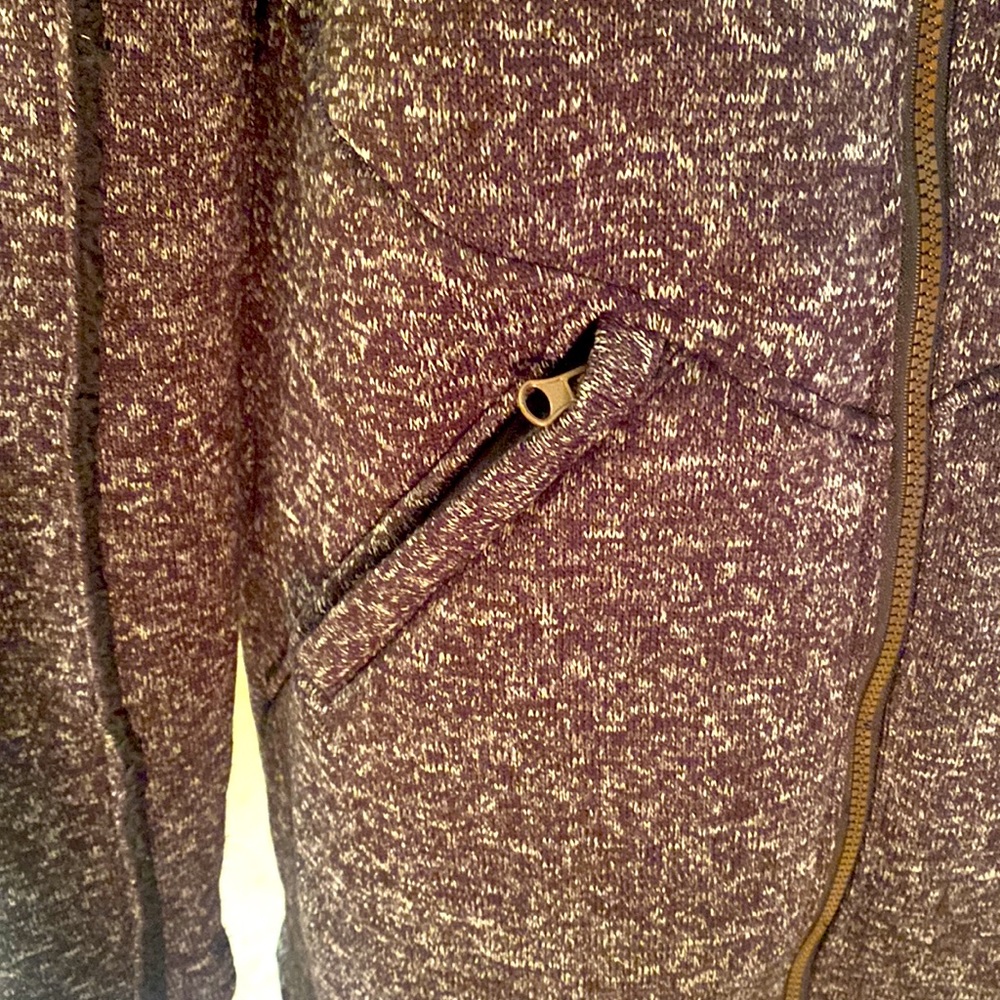 Avalanche Outdoor. Excellent condition - Picture 2 of 7